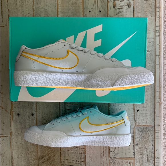 🌼NIKE🌼 SB BLAZER ZOOM LOW XT ‘Pure Platinum’ - Picture 2 of 10
